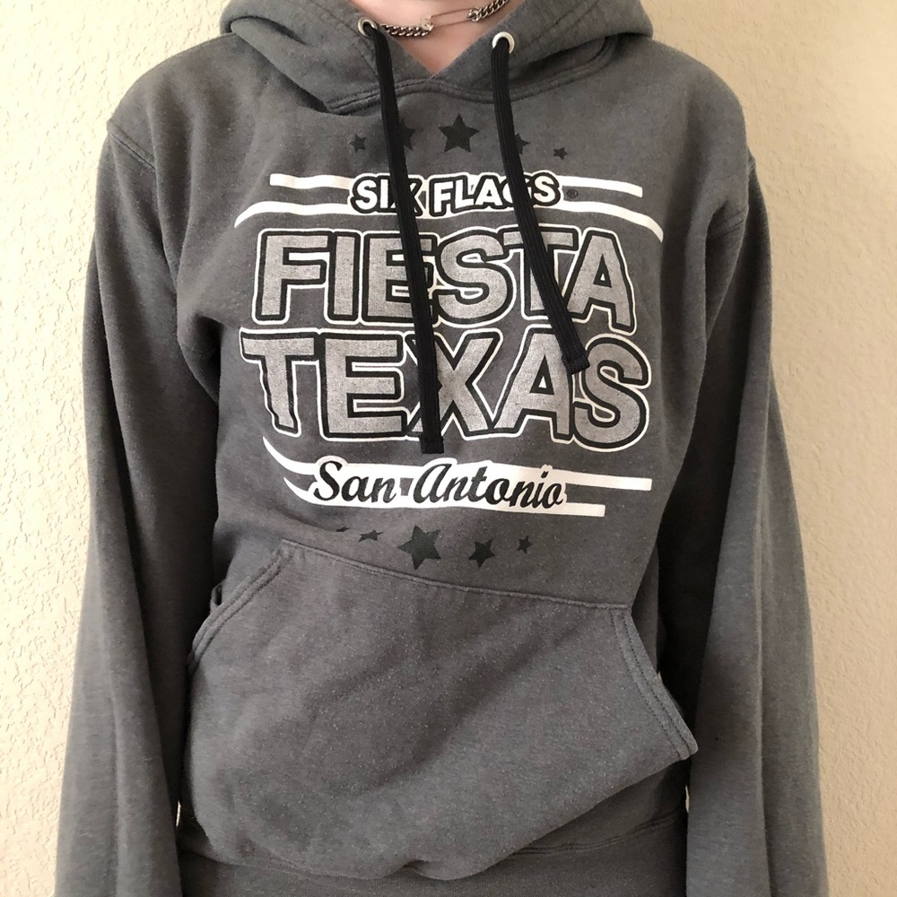 six flags sweatshirt